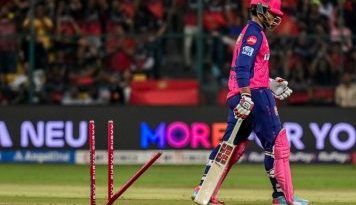 राजस्थान रॉयल्सवरील क्रूर निर्णयामध्ये सुनील गावस्कर नावरॉप्स राहुल द्रविड: “अकल्पनीय क्रिकेट …” राजस्थान रॉयल्सवरील क्रूर निर्णयामध्ये सुनील गावस्कर नावरॉप्स राहुल द्रविड: “अकल्पनीय क्रिकेट …”